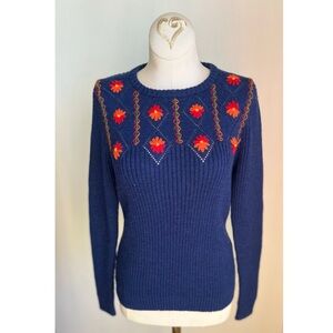 Vintage 70s / 80s White Stag Action Sports Navy Knit Flower Sweater